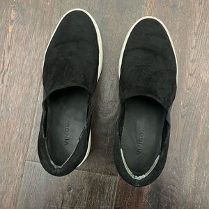 Vince Warren women’s slip-on shoes size 6